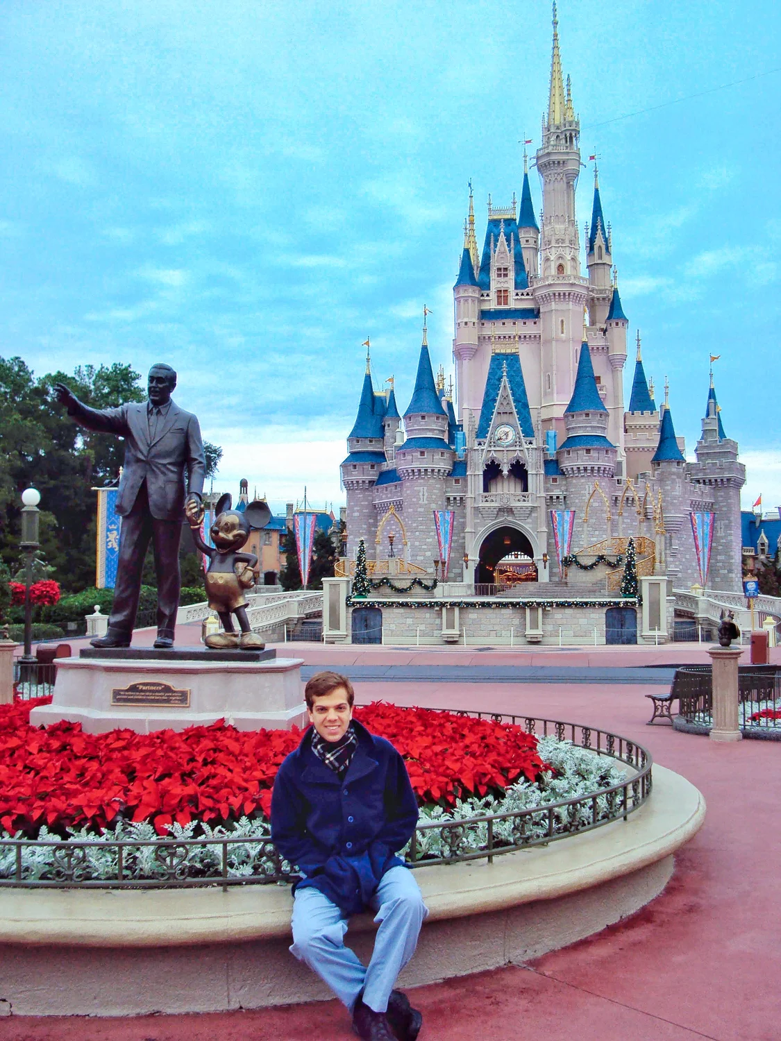 Retrato diante do castelo da Disney